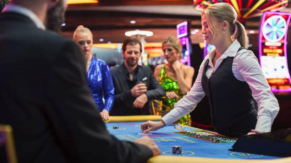 Best strategies for poker online players today