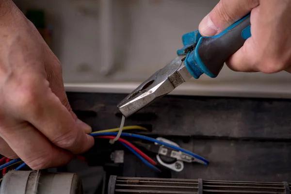 Understanding the Right Time to Schedule AC Repair in Frisco