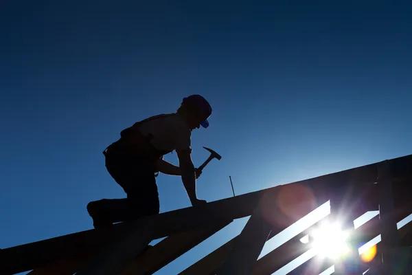 How to Find the Right Roofing Contractor in the Bronx