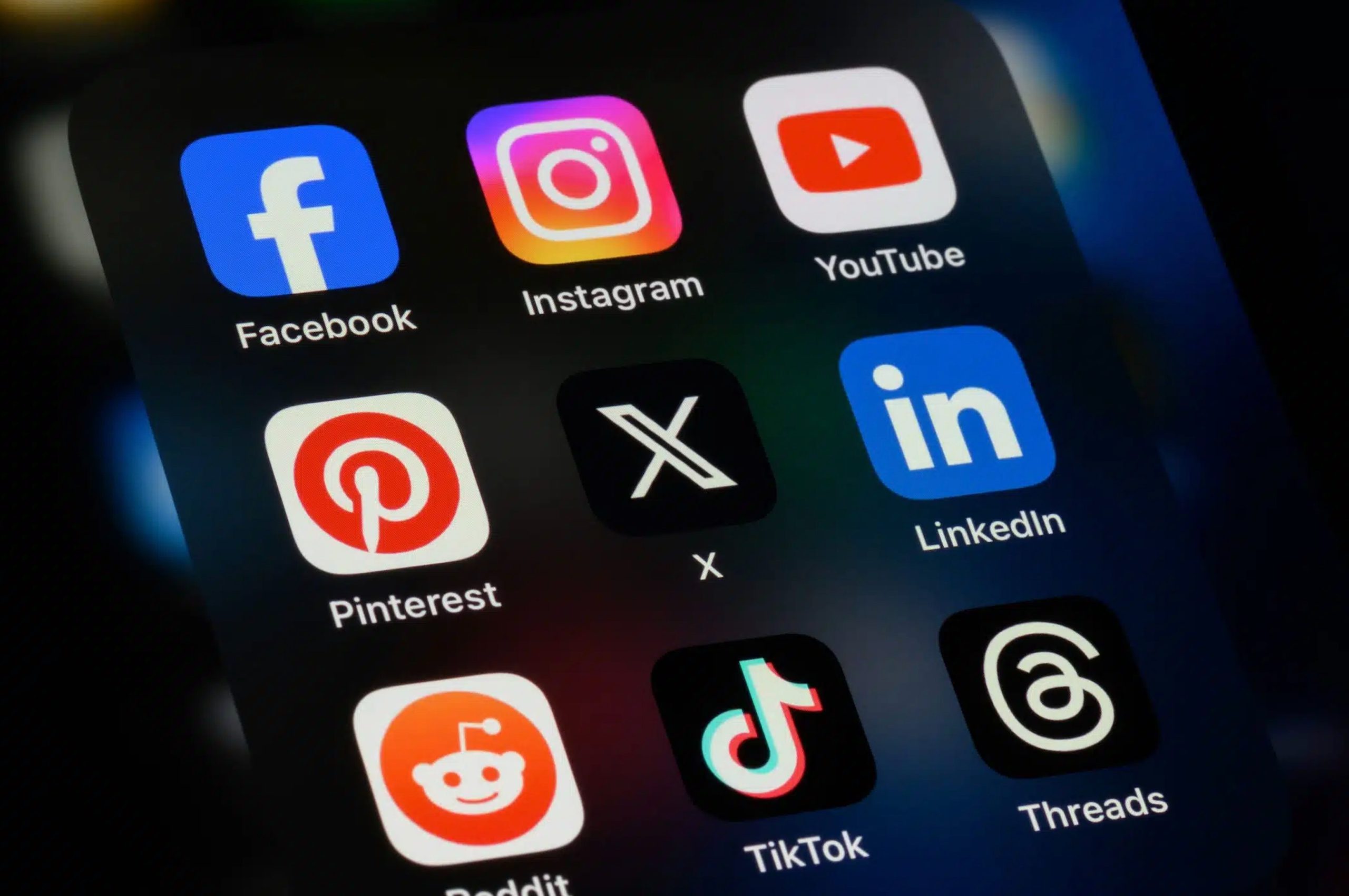 How to Compare SMM World pricing Across Different Social Platforms